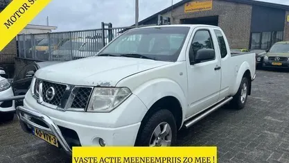 Wit Gebruikt 2008 Nissan Navara Pickup | € 3.550 (Super prijs)