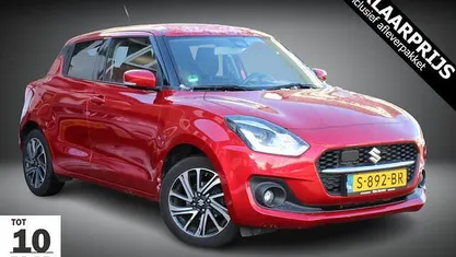 Gebruikt 2023 Suzuki Swift Style Hatchback | € 18.450 (Eerlijke prijs)
