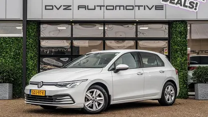 Gebruikt 2021 VW Golf VIII Active Hatchback | € 21.950 (Eerlijke prijs)