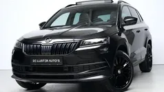 Zwart Gebruikt 2021 Skoda Karoq SportLine SUV | € 31.945 (Eerlijke prijs)