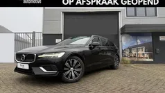 , metallic lak Gebruikt 2019 Volvo V60 Inscription Stationwagen | € 24.895 (Eerlijke prijs)