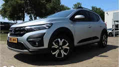 Grijs Gebruikt 2021 Dacia Sandero Comfort Hatchback | € 17.950 (Eerlijke prijs)