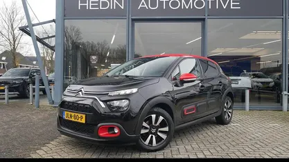 Zwart Gebruikt 2023 Citroën C3 Shine Hatchback | € 18.445 (Eerlijke prijs)