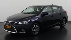 Blauw Gebruikt 2020 Lexus CT200h Business Edition Hatchback | € 21.895 (Goede deal)
