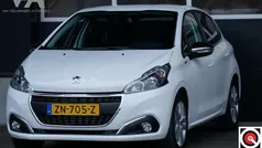 Wit Gebruikt 2019 Peugeot 208 Signature Sky Hatchback | € 11.950 (Goede deal)