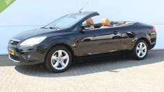 Zwart Gebruikt 2010 Ford Focus Cabriolet Trend Cabriolet | € 5.885 (Eerlijke prijs)