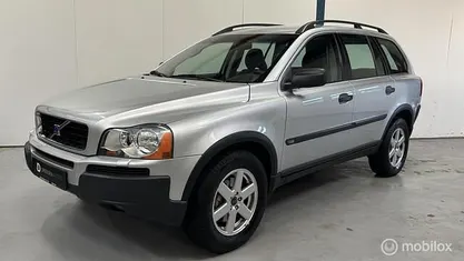 Grijs Gebruikt 2004 Volvo XC90 Momentum SUV | € 13.945 (Eerlijke prijs)
