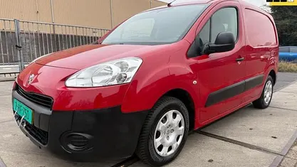 Gebruikt 2012 Peugeot Partner MPV | € 3.299 (Eerlijke prijs)