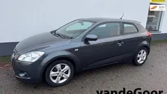 Gebruikt 2011 Kia ProCeed Hatchback | € 3.950 (Eerlijke prijs)