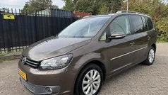 Bruin Gebruikt 2012 VW Touran Highline MPV | € 7.950 (Goede deal)