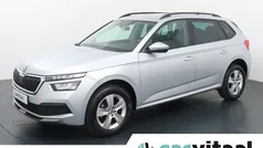 Brilliant silver metallic metallic Gebruikt 2020 Skoda Kamiq Ambition SUV | € 17.440 (Eerlijke prijs)