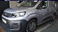 Grijs Gebruikt 2022 Peugeot Partner S MPV | € 14.750 (Goede deal)