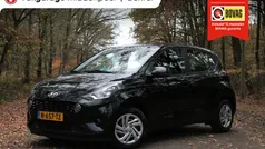 Zwart Gebruikt 2022 Hyundai i10 Comfort Hatchback | € 13.899 (Eerlijke prijs)