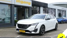 Wit, metallic lak Gebruikt 2023 Peugeot 308 Allure Hatchback | € 25.990 (Goede deal)