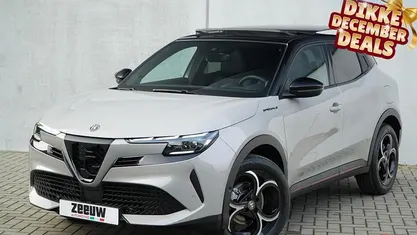 Gebruikt 2025 Alfa Romeo Junior Edizione Speciale SUV | € 39.450 (Eerlijke prijs)
