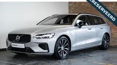 Grijs Gebruikt 2024 Volvo V60 Plus Stationwagen | € 45.750 (Eerlijke prijs)