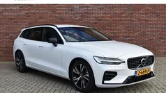 Wit Gebruikt 2024 Volvo V60 Plus Stationwagen | € 44.400 (Eerlijke prijs)