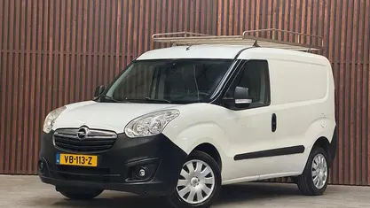 Occasion Opel Combo 120 PK (88 kW) 2013 Sedan
