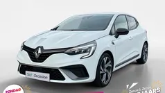 Licht ijswit 369 Gebruikt 2022 Renault Clio V R.S. Hatchback | € 19.935 (Eerlijke prijs)