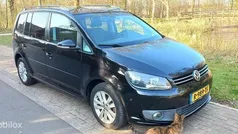 Zwart Gebruikt 2012 VW Touran Highline MPV | € 7.999 (Goede deal)