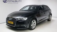 Zwart Gebruikt 2020 Audi A3 Sportback Sport Hatchback | € 20.950 (Goede deal)
