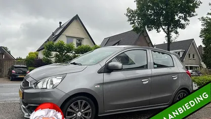 Gebruikt 2016 Mitsubishi Space Star Hatchback | € 7.980 (Eerlijke prijs)