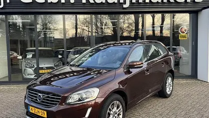 Bruin Gebruikt 2014 Volvo XC60 Momentum SUV | € 8.900 (Super prijs)