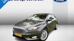 Grijs Gebruikt 2015 Ford Focus Titanium Hatchback | € 10.745 (Eerlijke prijs)