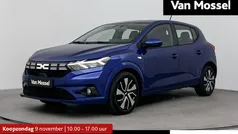 Gebruikt 2024 Dacia Sandero Expression Hatchback | € 18.935 (Eerlijke prijs)