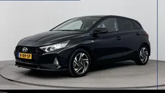 Zwart Gebruikt 2022 Hyundai i20 Comfort Hatchback | € 20.900 (Eerlijke prijs)