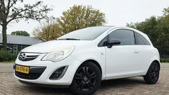 Wit Gebruikt 2012 Opel Corsa Hatchback | € 2.299 (Eerlijke prijs)