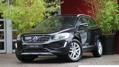 Zwart Occasion 2017 Volvo XC60 Summum SUV | € 27.495 (Eerlijke prijs)