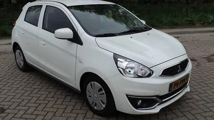 Gebruikt 2017 Mitsubishi Space Star Hatchback | € 6.400 (Goede deal)