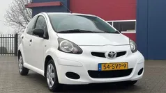 Gebruikt 2011 Toyota Aygo Cool Hatchback | € 2.950 (Eerlijke prijs)