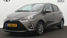 Grijs Gebruikt 2019 Toyota Yaris Hybrid Hatchback | € 19.250 (Eerlijke prijs)