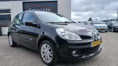 Zwart Gebruikt 2009 Renault Clio R.S. Hatchback | € 2.699 (Super prijs)
