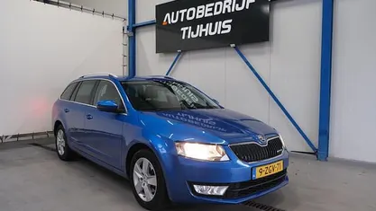 Blauw Gebruikt 2014 Skoda Octavia Business Line Stationwagen | € 4.900 (Eerlijke prijs)