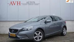 Grijs Gebruikt 2015 Volvo V40 Business Edition Stationwagen | € 6.750 (Eerlijke prijs)