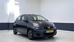 Gebruikt 2010 Toyota Aygo Hatchback | € 3.949 (Eerlijke prijs)