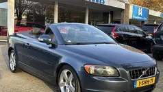 Blauw (metallic) Gebruikt 2009 Volvo C70 Summum Cabriolet | € 14.500 (Eerlijke prijs)