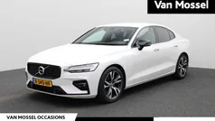 Wit Gebruikt 2021 Volvo S60 R-Design Sedan | € 27.900 (Super prijs)