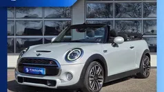Grijs, metallic lak Gebruikt 2019 Mini Cooper S Cabriolet Chili Cabriolet | € 23.950 (Goede deal)
