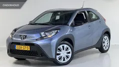 Gebruikt 2024 Toyota Aygo Play Hatchback | € 17.245 (Eerlijke prijs)