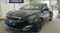 Zwart Gebruikt 2016 Peugeot 308 Allure Stationwagen | € 9.750 (Eerlijke prijs)