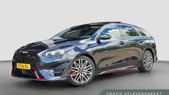 Zwart Gebruikt 2023 Kia ProCeed Hatchback | € 36.935 (Eerlijke prijs)