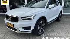 Wit Gebruikt 2020 Volvo XC40 Momentum SUV | € 27.995 (Eerlijke prijs)
