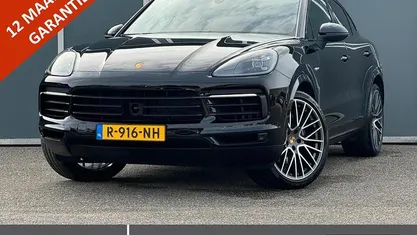 Occasion Porsche Cayenne 476 PK (350 kW) 2022 Zwart SUV