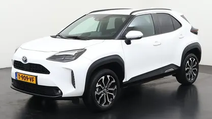 Gebruikt 2023 Toyota Yaris Cross SUV | € 26.690 (Eerlijke prijs)