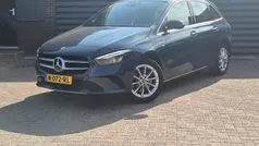 Blauw Gebruikt 2020 Mercedes B250e Premium MPV | € 25.850