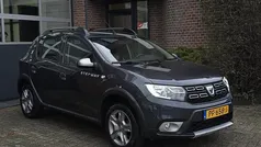 Grijs Gebruikt 2017 Dacia Sandero Stepway Hatchback | € 10.495 (Eerlijke prijs)